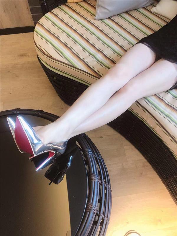 非常推荐的东郊极品美腿